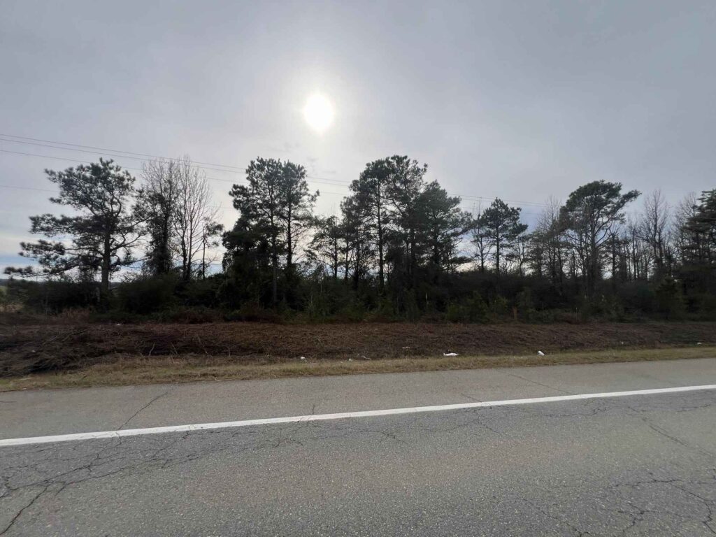 7.921 acres in Ashley County, Arkansas Brown Realty Co